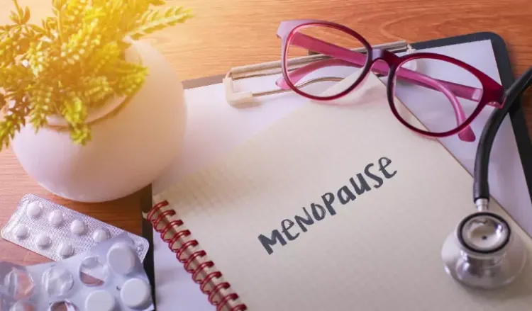 Causes and treatment for menopause blues