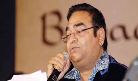 Dr. Mukesh Batra Thrills the Hearts of Mumbaikars with his &#039;Yaadon Ki Bahaar 3&#039; Singing Concert image