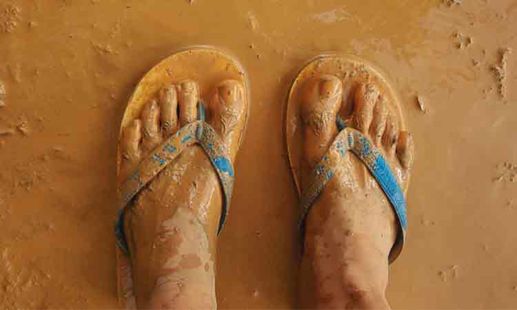 Taking Care of Your Feet during Monsoon Taking Care of Your Feet during Monsoon
