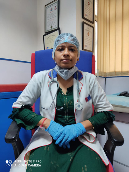 Dr. REENA AGARWAL