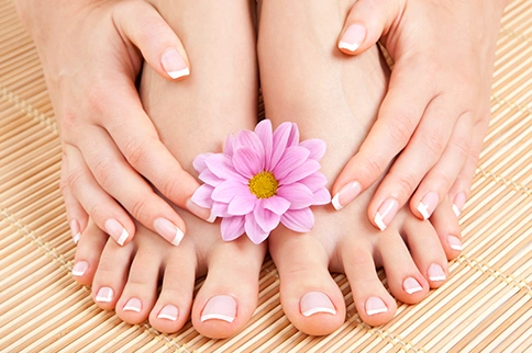 Reasons Why Your Nails Keep Breaking