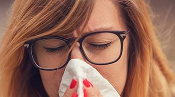 Suffering from occasional allergies? You might be undergoing seasonal allergy