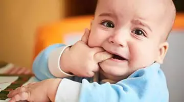Baby fuss due to teething problem