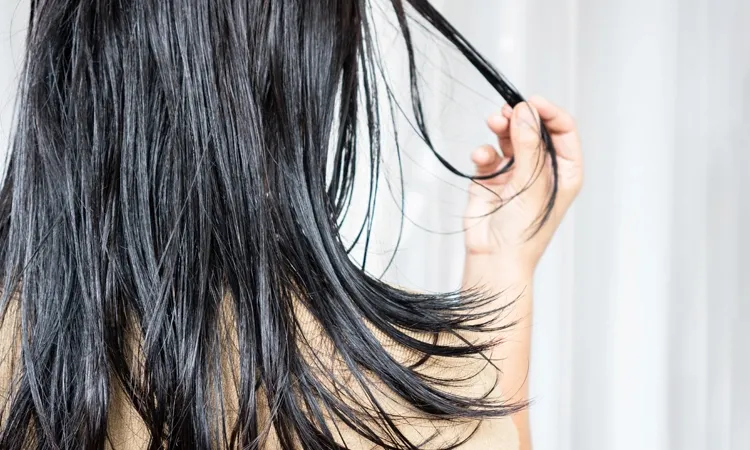 7 Tips to Effectively Care for Oily Hair