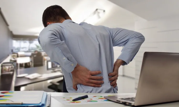 Workstation: How to reduce your back pain?