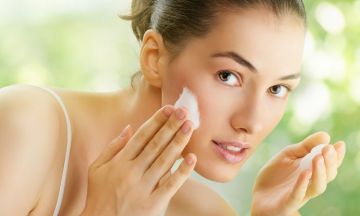 Self-care tips for acne