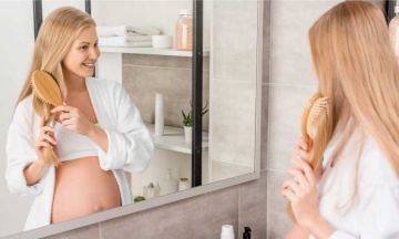 MANAGING HAIR LOSS DURING AND AFTER PREGNANCY