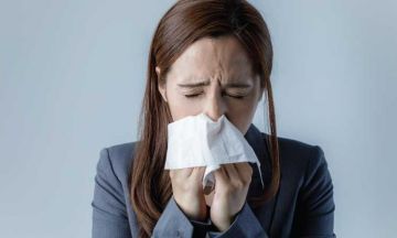 SELF-CARE TIPS TO MANAGE RHINITIS SYMPTOMS