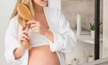 MANAGING HAIR LOSS DURING AND AFTER PREGNANCY