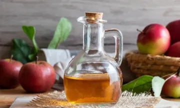 apple cider-vinegar-for-hair-fall.webp