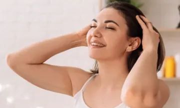 Which oil is best for hair regrowth?