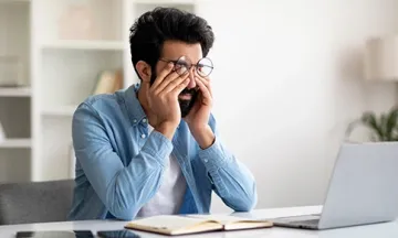 7 ways working late harms your health