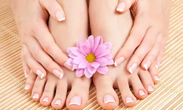 Reasons Why Your Nails Keep Breaking